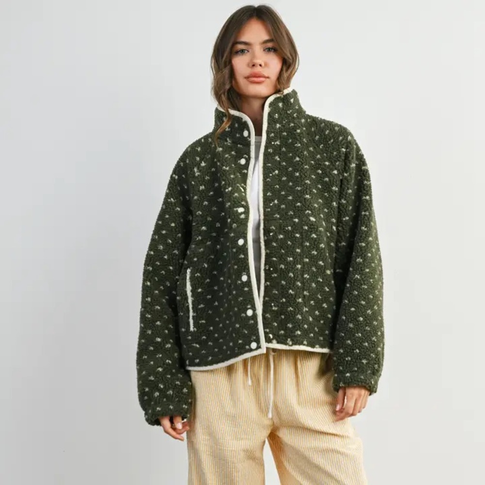 NWT Buttermelon Olive Green Sherpa Jacket with Cream